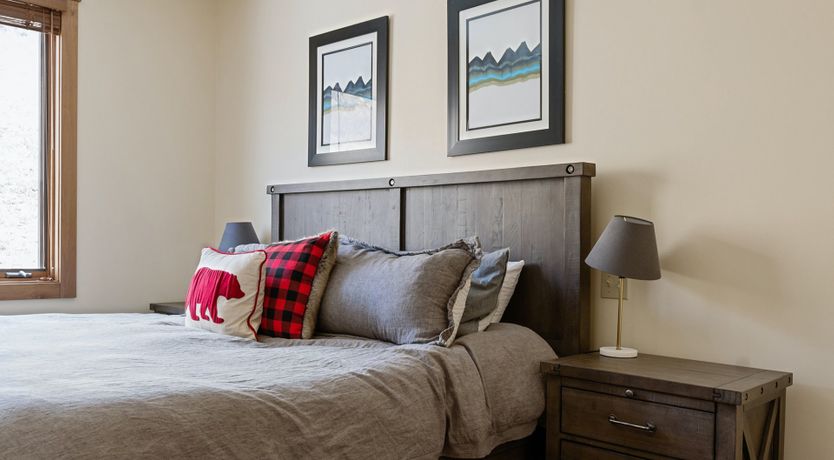 Photo of Snowy Shoes