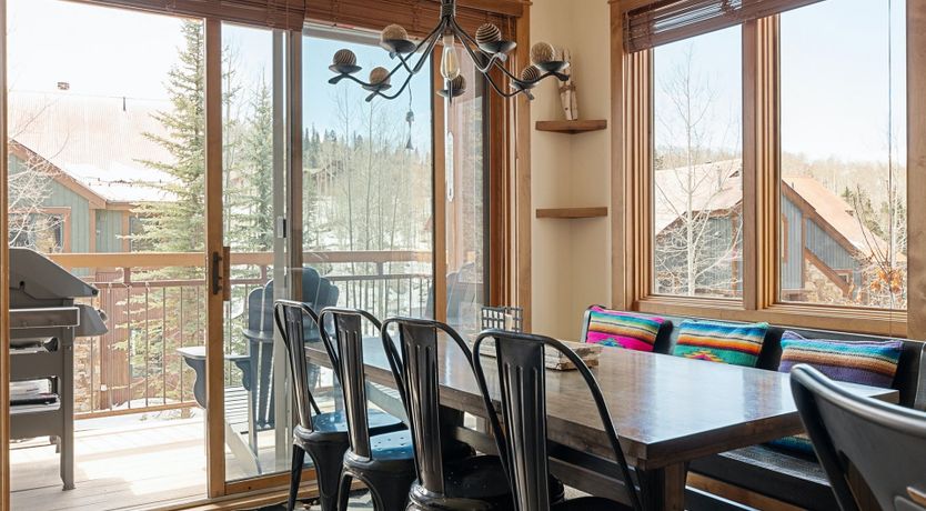 Photo of Snowy Shoes