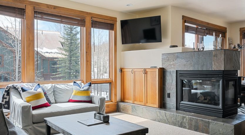 Photo of Snowy Shoes