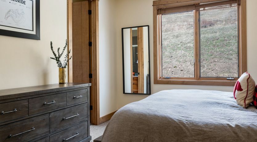 Photo of Snowy Shoes