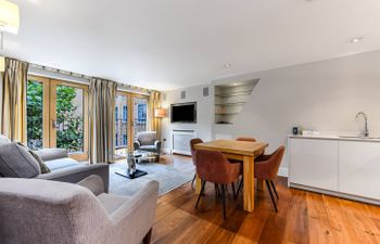 Gooseberry Crumble Apartment