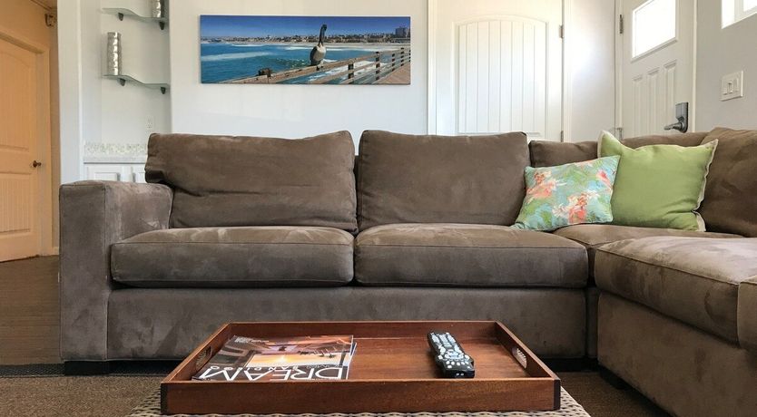 Photo of Cali Crystal