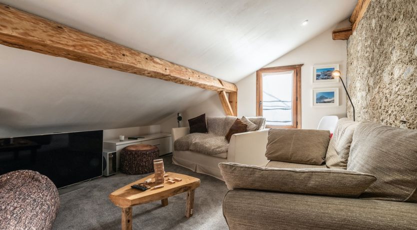 Photo of Belle du Jour