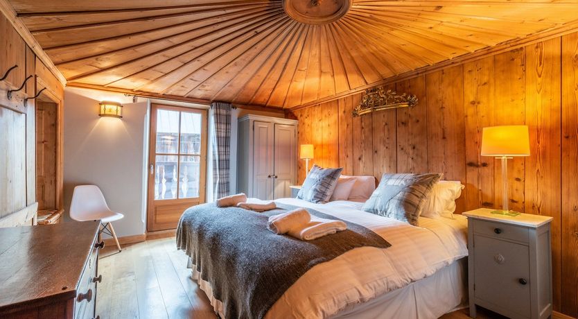 Photo of Belle du Jour