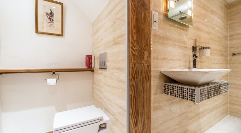 Photo of Belle du Jour