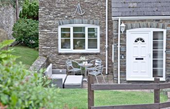 Sailor's Secret Holiday Cottage