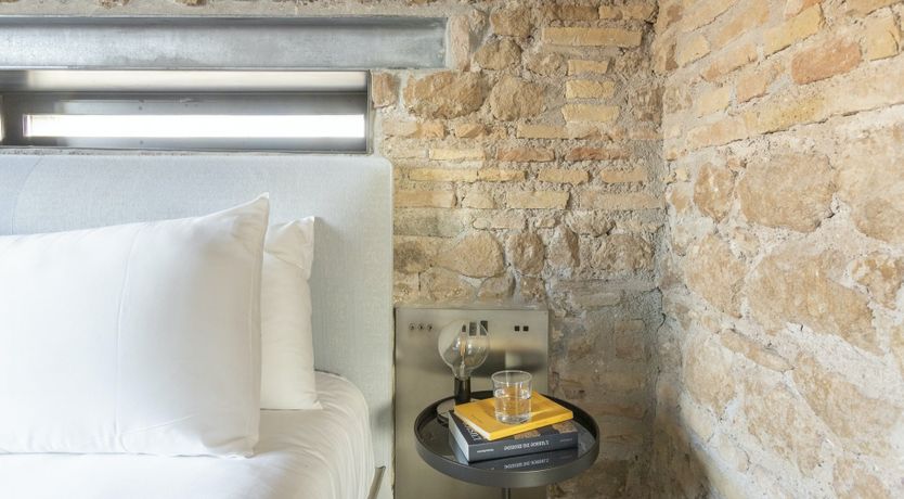 Photo of Mirror Sand