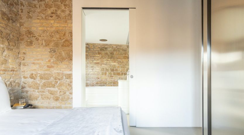 Photo of Mirror Sand