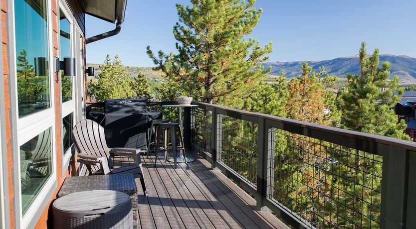 Photo of Lake Retreat