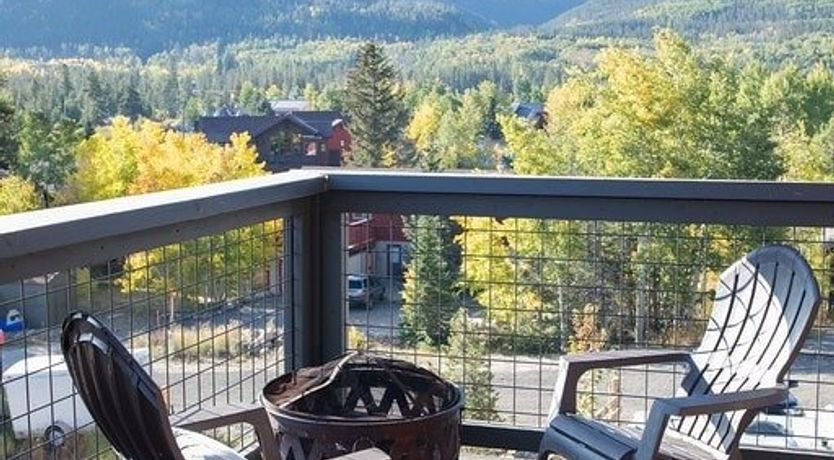 Photo of Lake Retreat