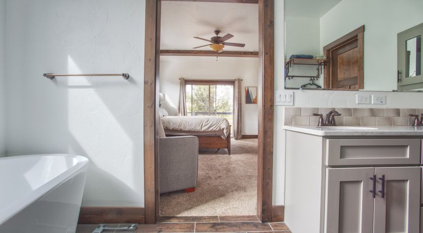 Photo of Lake Retreat