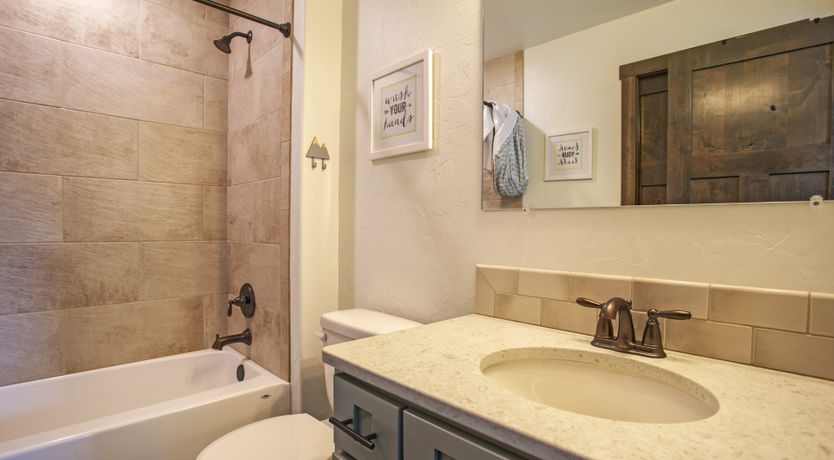 Photo of Lake Retreat