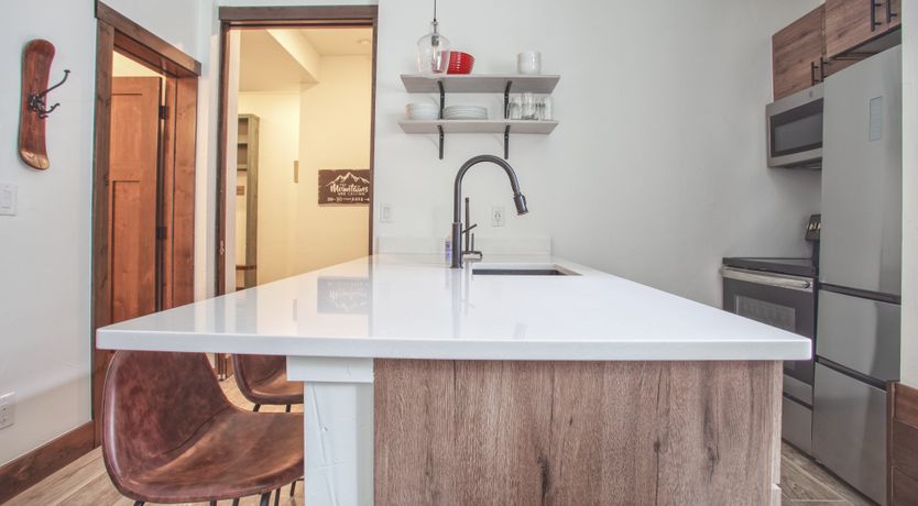 Photo of Lake Retreat