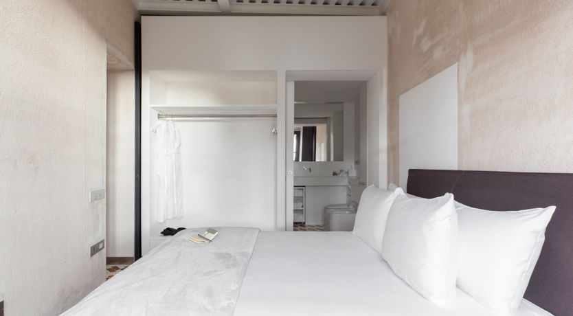 Photo of Mirror Slate