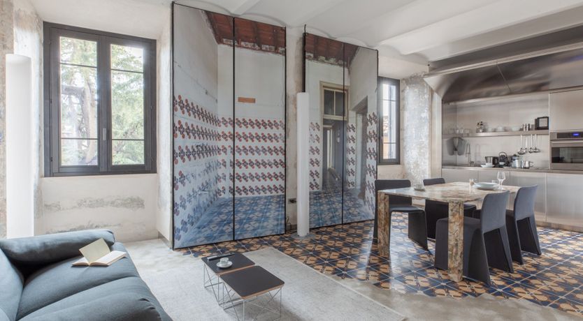 Photo of Mirror Slate