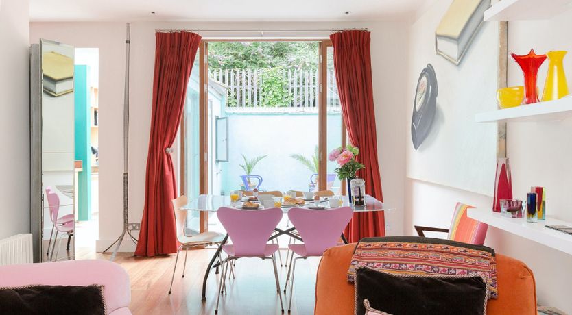 Photo of Colourful Connoisseur