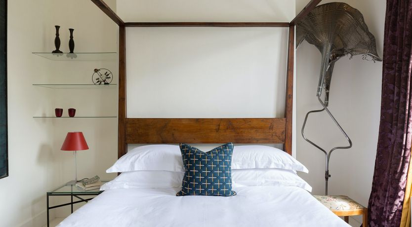 Photo of Colourful Connoisseur