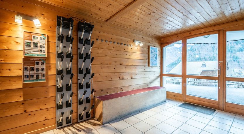 Photo of Grand Shelter