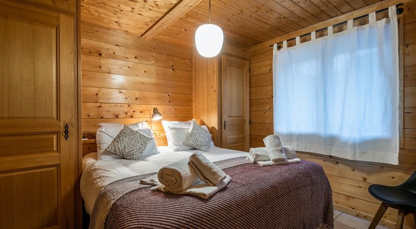 Photo of Grand Shelter