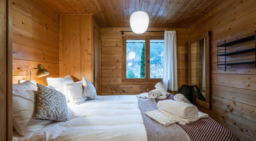 Photo of Grand Shelter