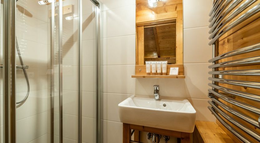 Photo of Grand Shelter