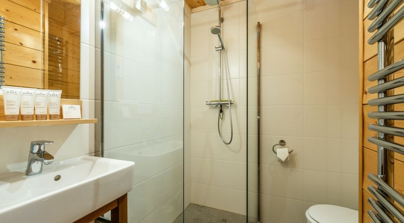 Photo of Grand Shelter