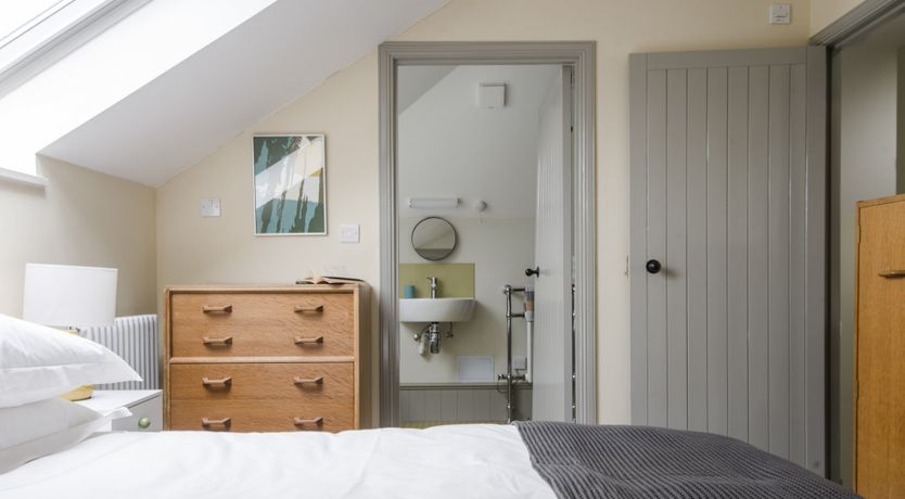 Photo of Groom's Bell