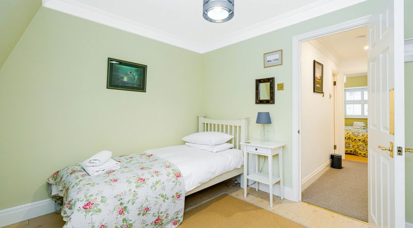 Photo of The Queensdale