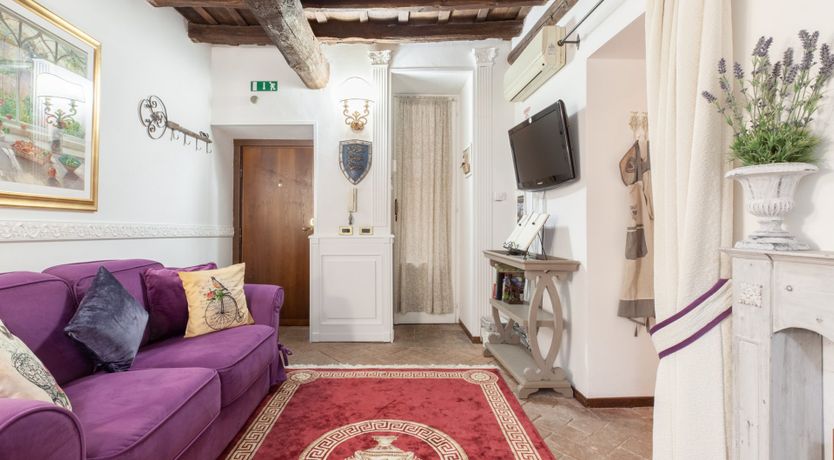 Photo of Violet Haze