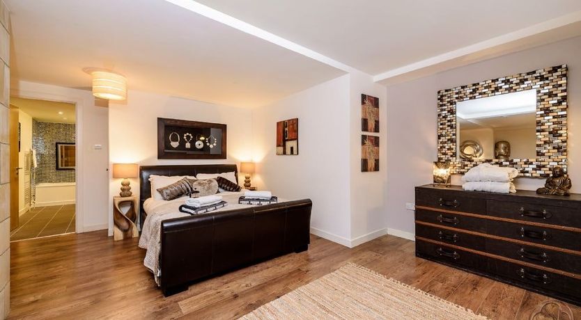 Photo of Saints Go Marching