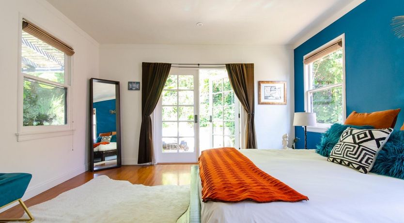 Photo of Silver Shell