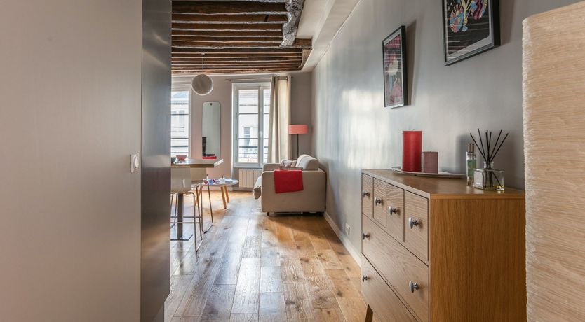 Photo of The Illustrator