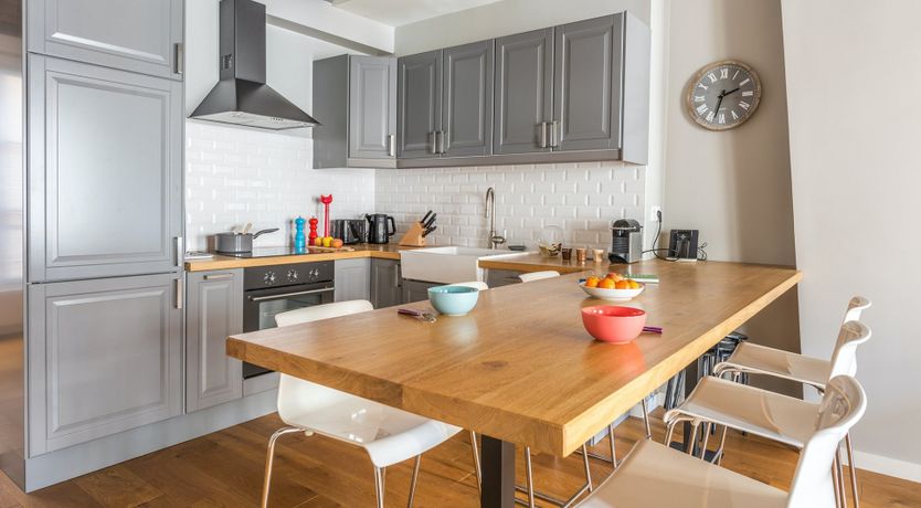 Photo of The Illustrator