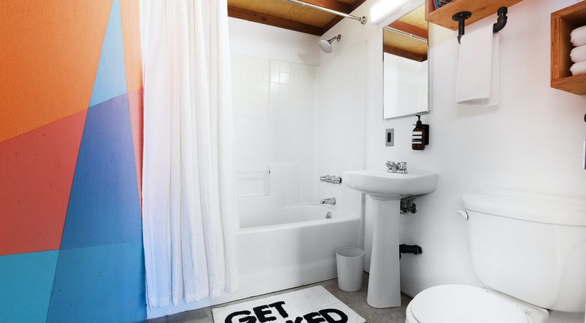 Photo of Abstractionist