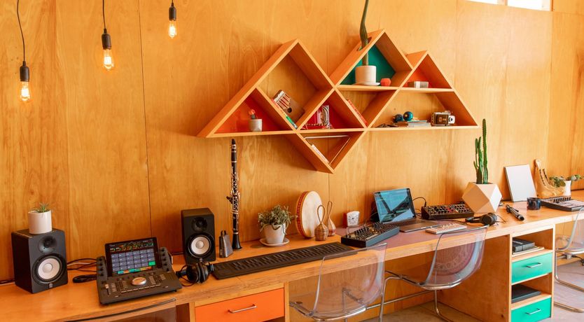 Photo of Abstractionist