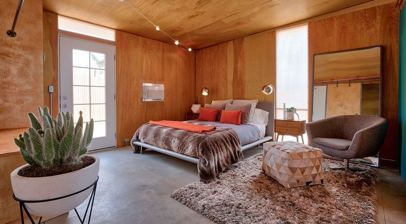 Photo of Abstractionist