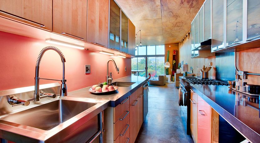 Photo of Abstractionist