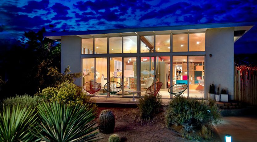 Photo of Abstractionist