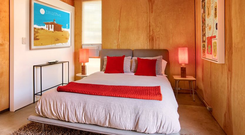 Photo of Abstractionist