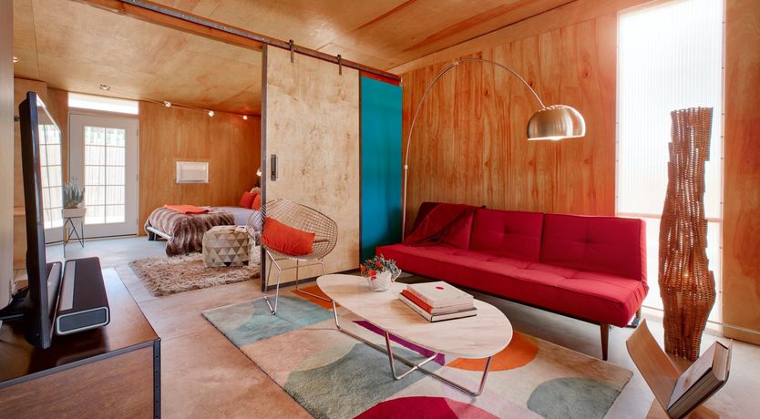 Photo of Abstractionist