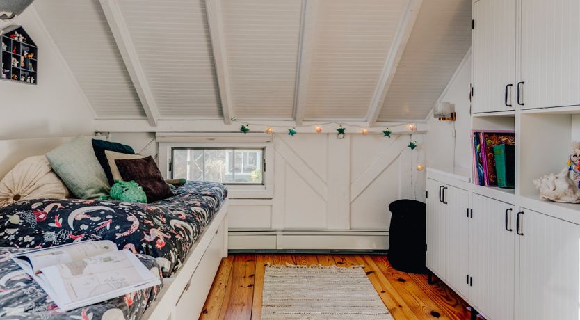 Photo of The Captain's House