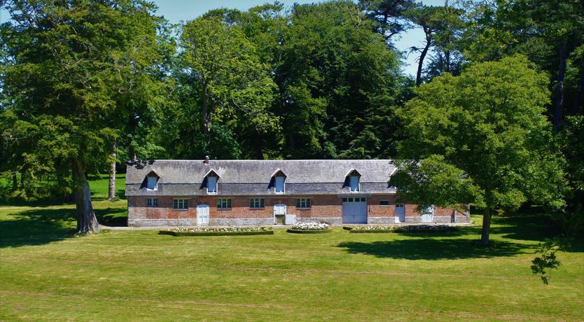 Photo of Chateau National Treasure