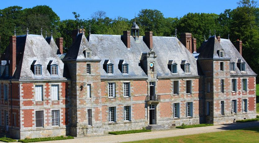 Photo of Chateau National Treasure