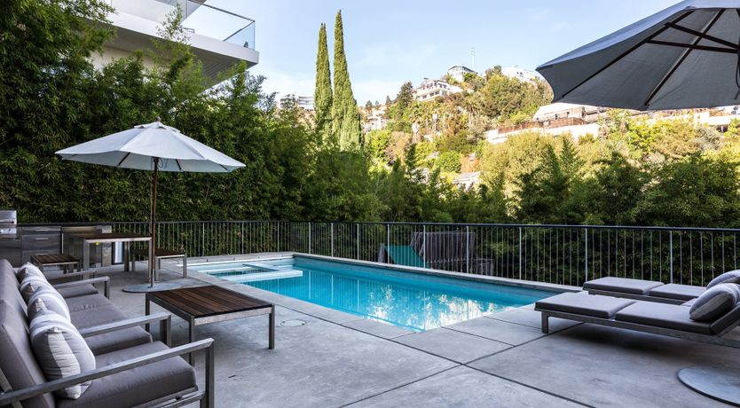 Photo of Nature Near Neutra