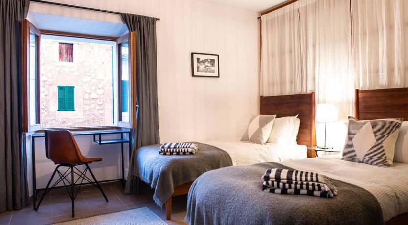 Photo of Golden Hour Grazer