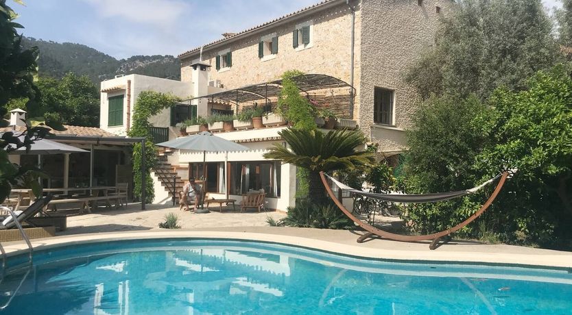 Photo of Golden Hour Grazer