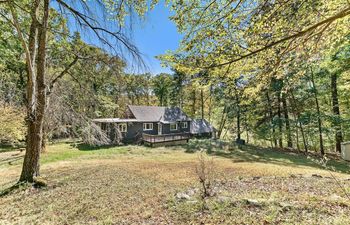 Hello Yellow Brick Road Holiday Home