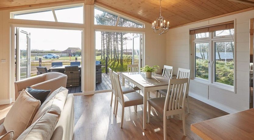 Photo of Peace On The Horizon