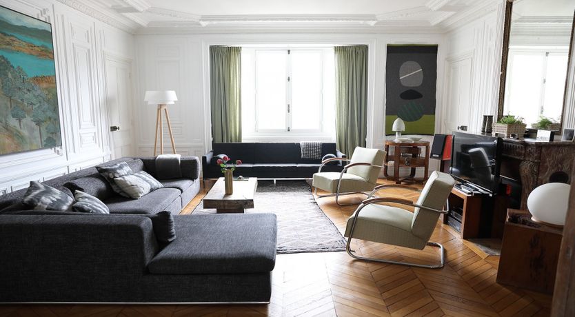 Photo of The Balcony Border