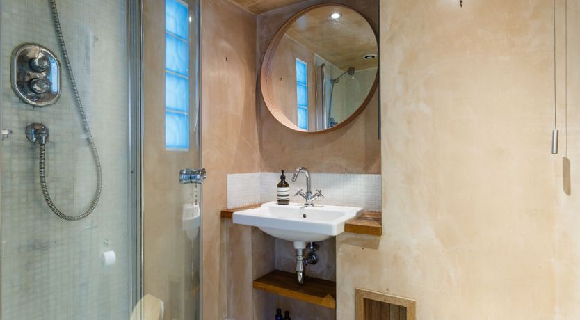 Photo of The Angel's Nest